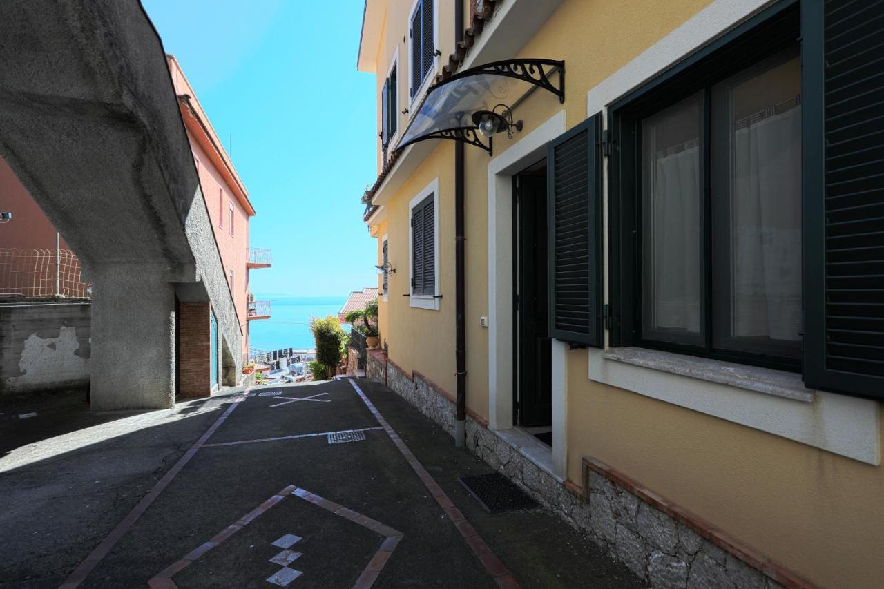 Accogliente Vicino Al Centro Storico Con Posto Auto * Taormina